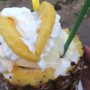 Meet your Posher, Ololas